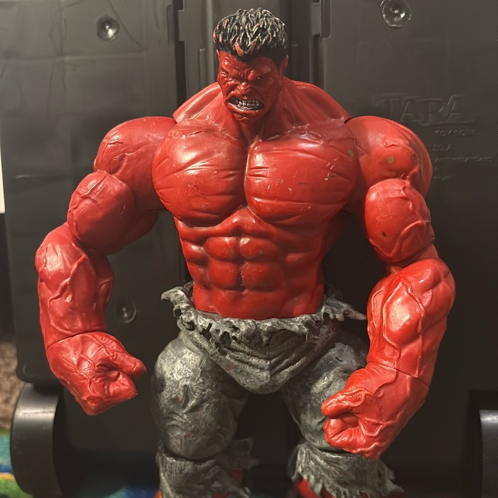 Diamond Select Marvel Select Red Hulk Collector's Edition Action Figure 10"